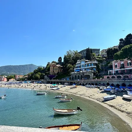 Konukevi Salty Levanto