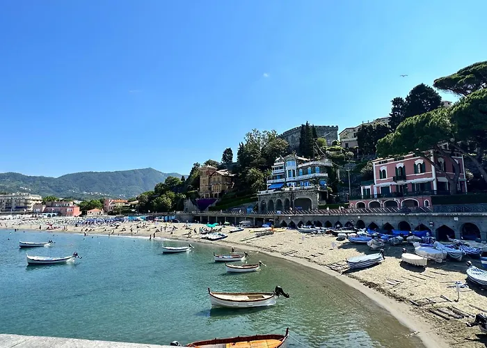 Konukevi Salty Levanto